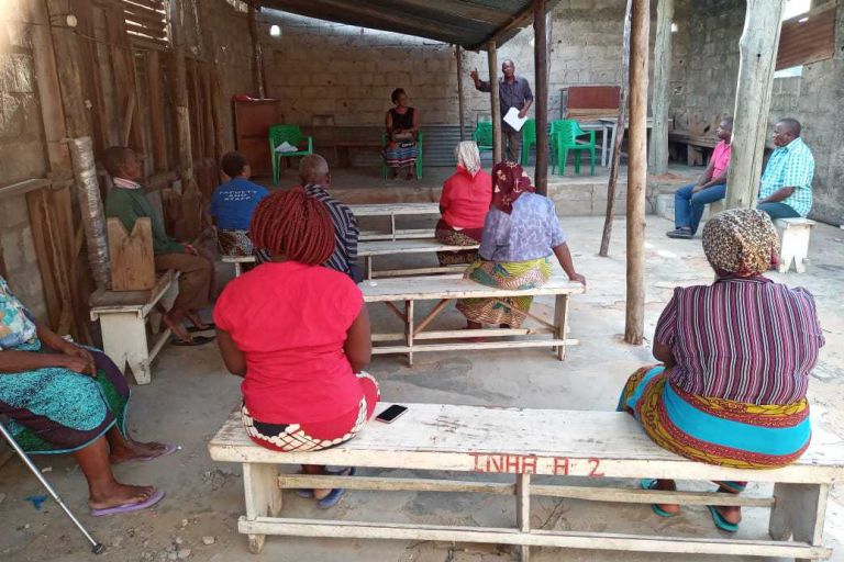 Aufklärungsveranstaltung zu Corona. Quelle: AJUPIS